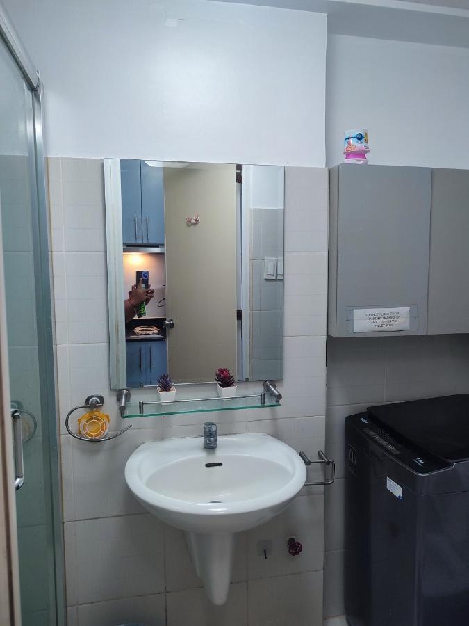 Sea Residences Moa Complex - Ruffa's Condotel Apartment *