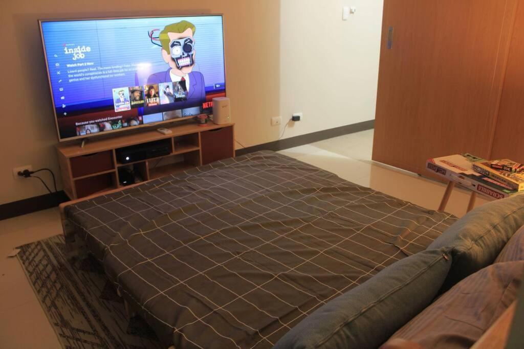 A2j Luxury 2br Near Uptown Mall Bgc Taguig Apartment Manila