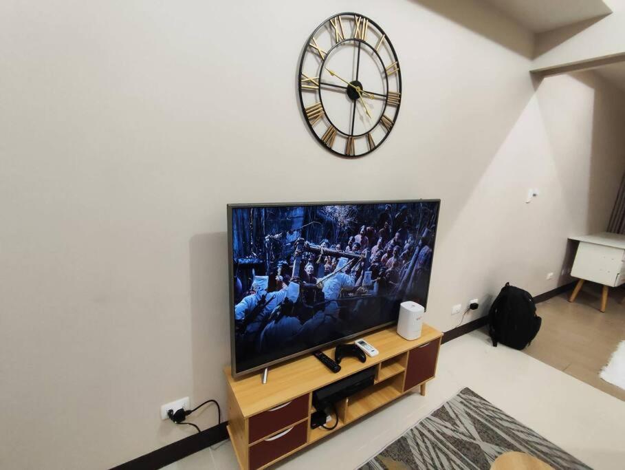 A2j Luxury 2br Near Uptown Mall Bgc Taguig Apartment