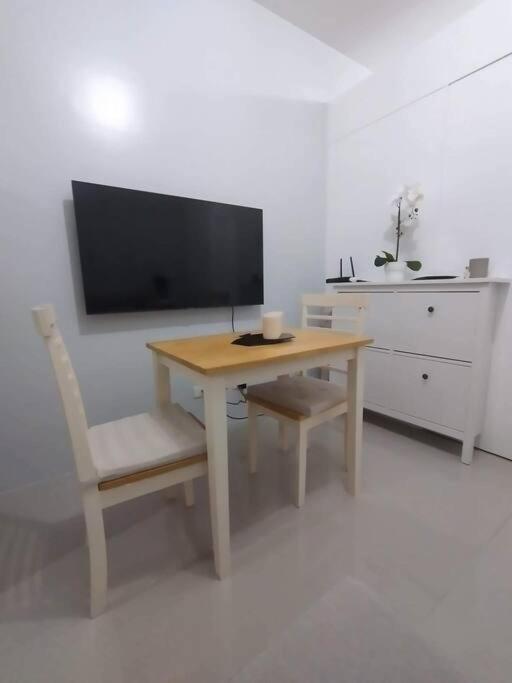 1231 Grass Residences Tower 5 Apartment Manila