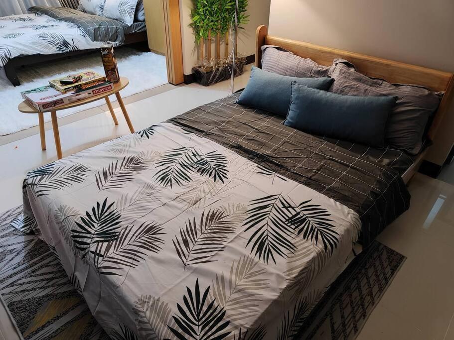 A2j Luxury 2br Near Uptown Mall Bgc Taguig Apartment