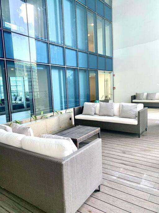 Apartment Cosy Executive 1 Bedroom Uptown Parksuites Ultra Fast Internet