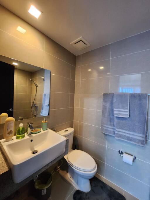 Cosy Executive 1 Bedroom Uptown Parksuites Ultra Fast Internet *