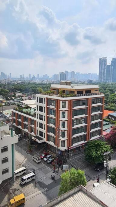 Apartment Spacious Modern 2 Bed 2 Bath By Wsi Residences