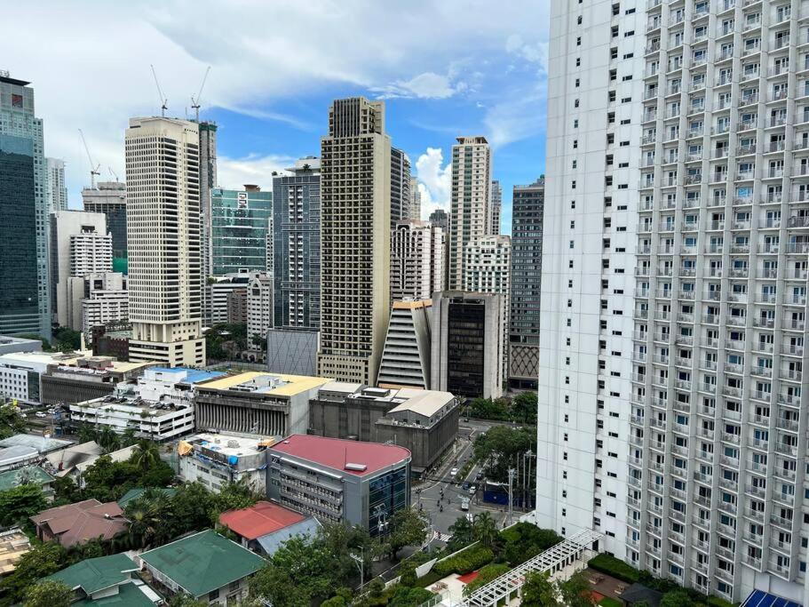 Jazz Residences - 1 Bedroom With Balcony - Cable, Wifi & Netflix