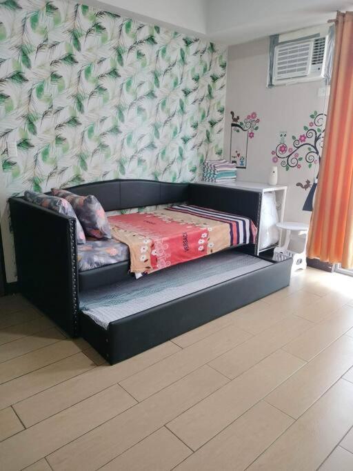 Apartment Cubao Manhattan Heights, Unit 8bc Tower B, 1 Br Manila