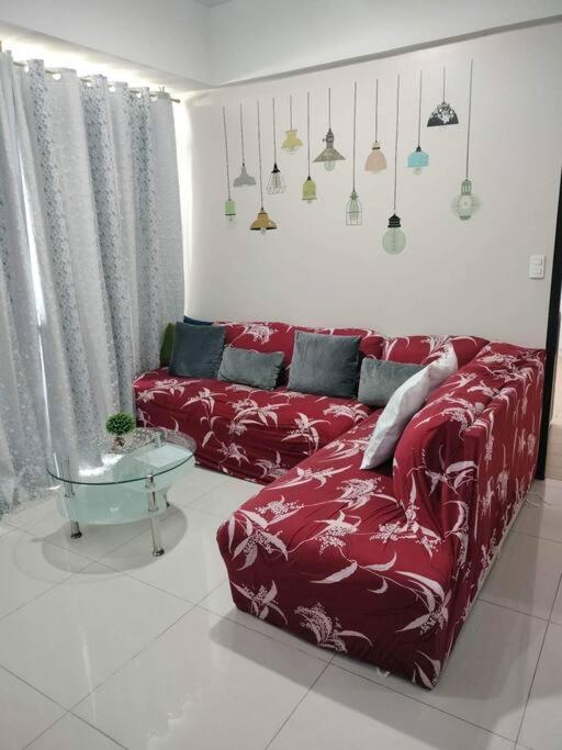 Cubao Manhattan Heights, Unit 8bc Tower B, 1 Br Manila