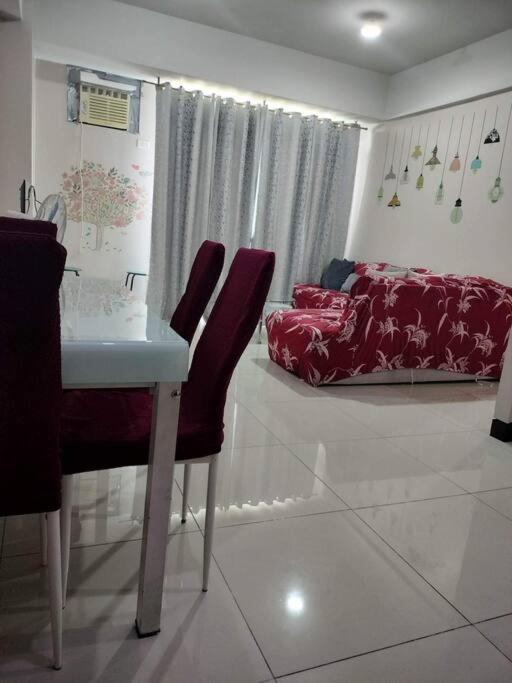 Cubao Manhattan Heights, Unit 8bc Tower B, 1 Br Manila
