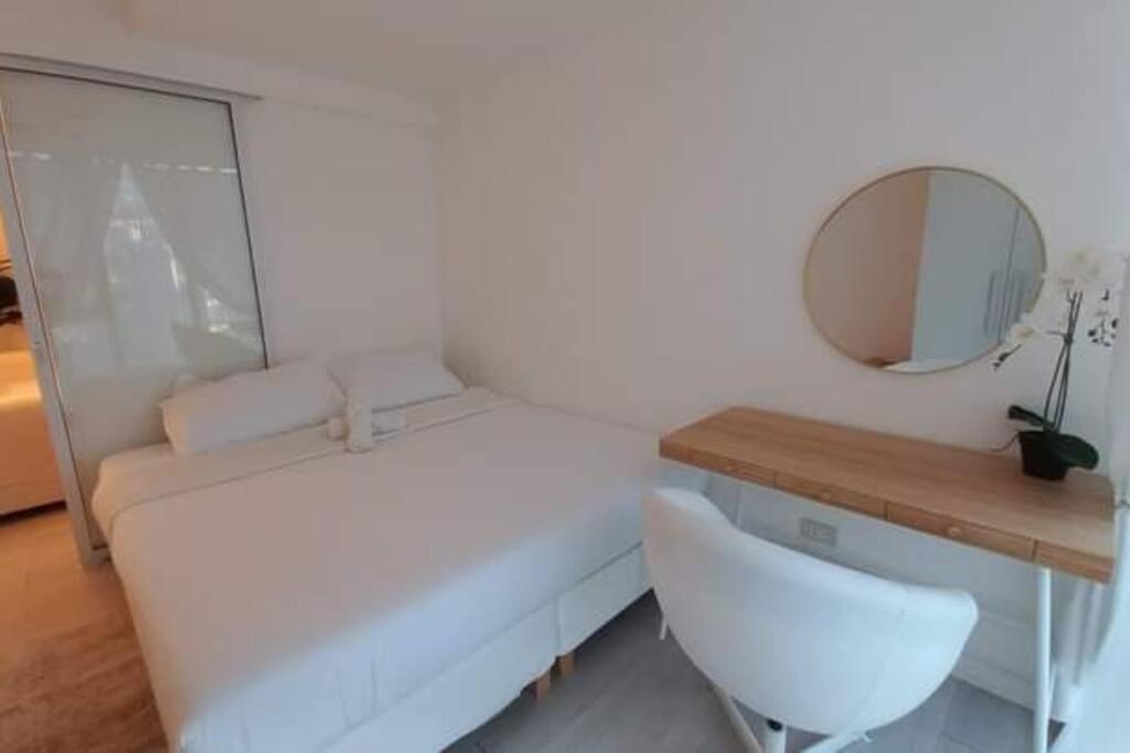 Azure Skyview Penthouse Minimalist Unit