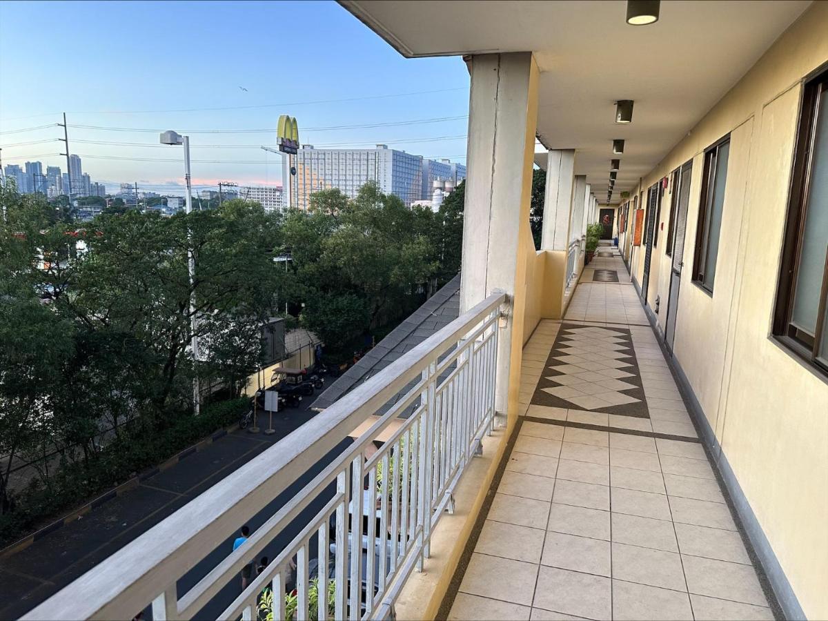 East Ortigas Mansions By Ma Apartment Manila