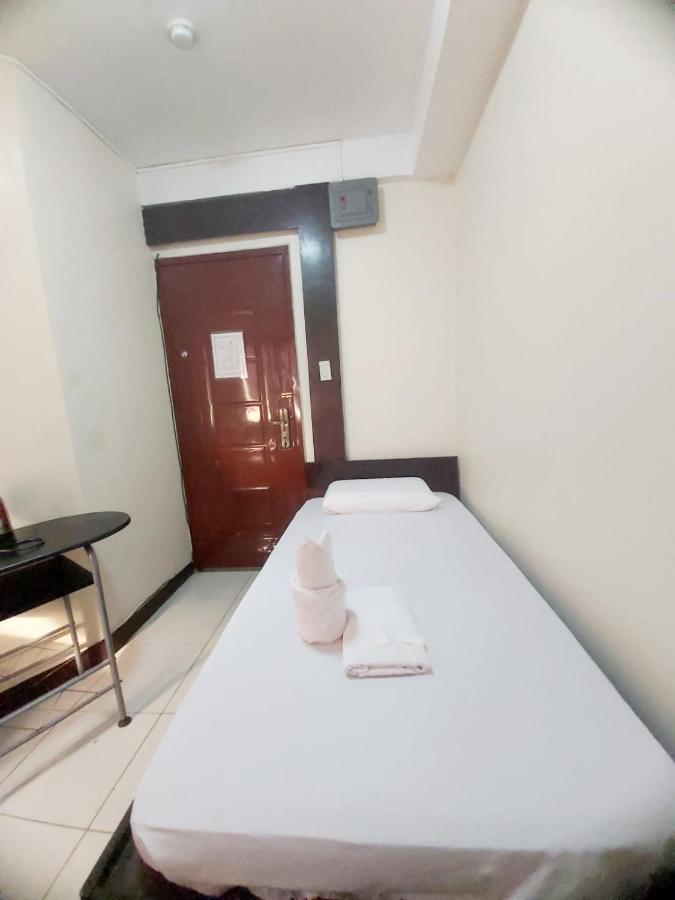 Cosmo Espana Near Ust Hotel 2*