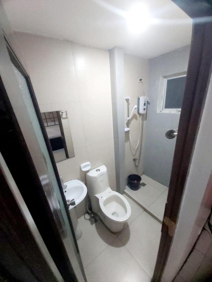 Hotel Cosmo Espana Near Ust