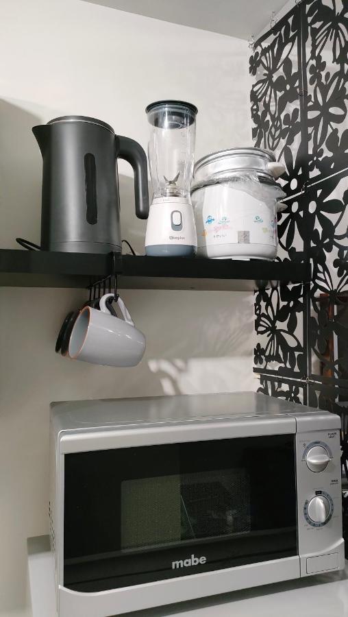 Apartment Amazing View Makati Elegant Flat 400mb Internet *
