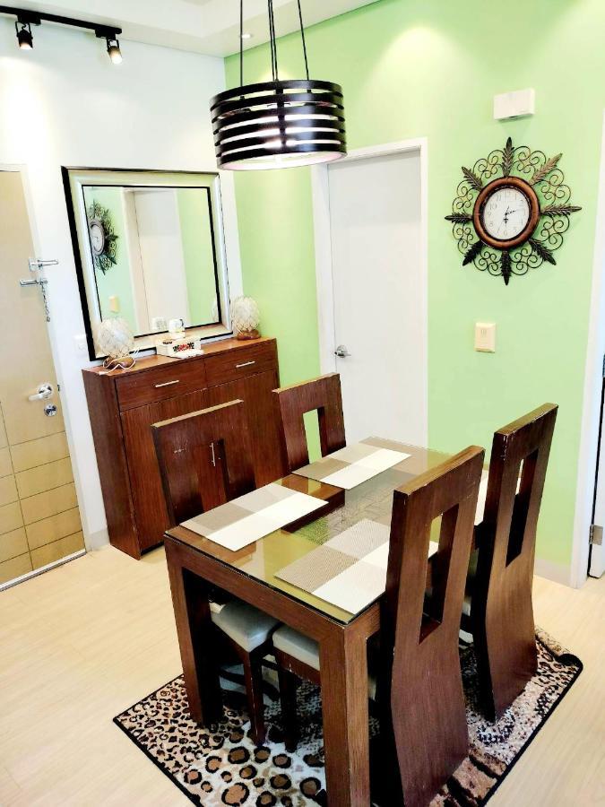 The Levels 2br Fully Interior Cosmo Living