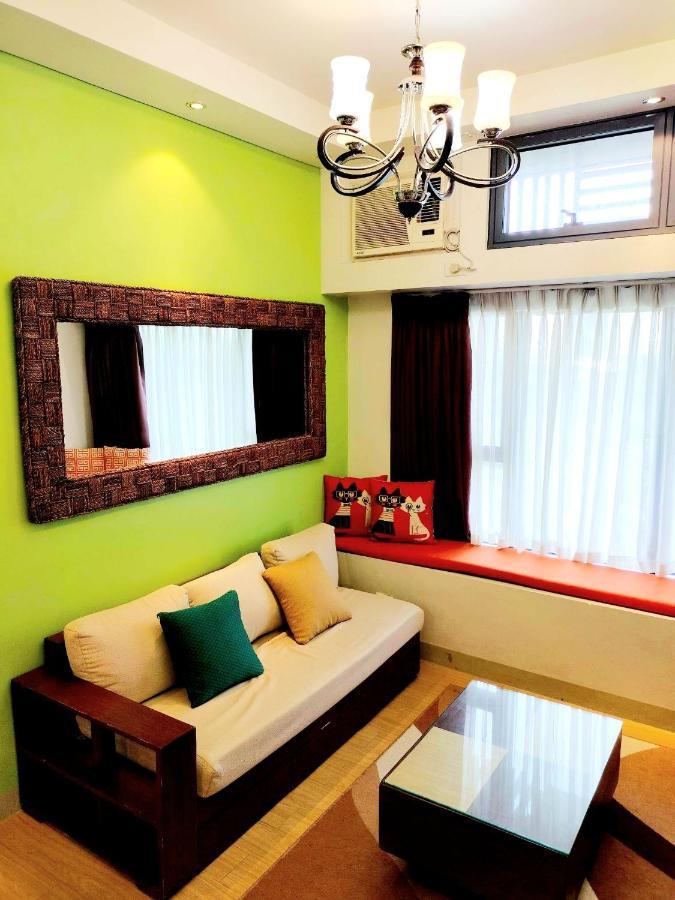 The Levels 2br Fully Interior Cosmo Living *