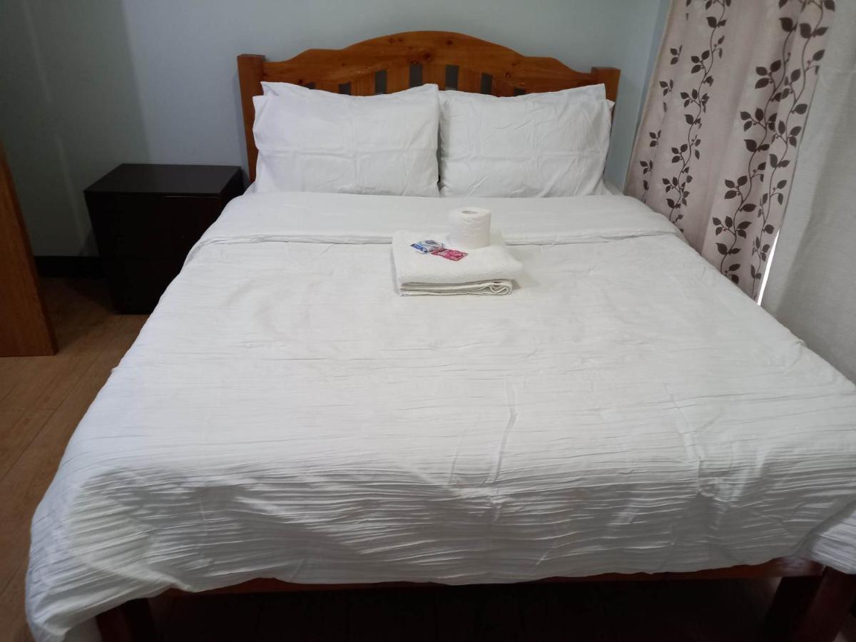 Apartment Morgan Bgc Shortwalk2 Venice Mall Free Pool Gym Manila