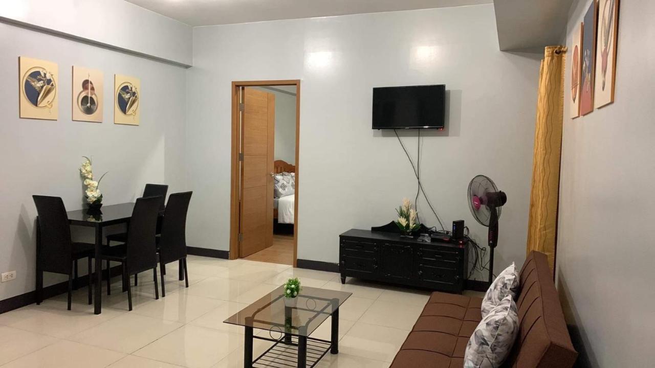 Morgan Bgc Shortwalk2 Venice Mall Free Pool Gym Apartment