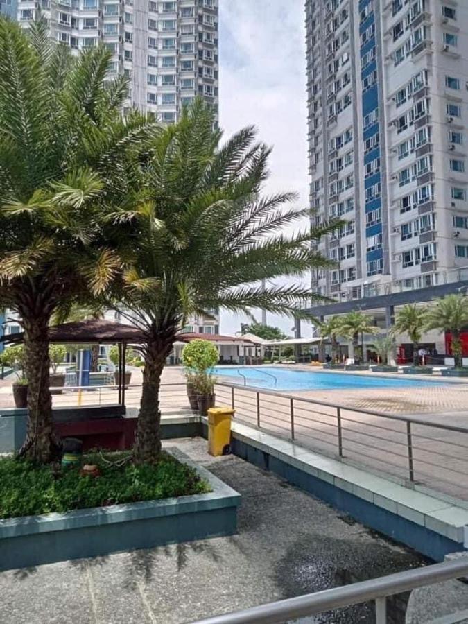 Emma And Jojo's Staycation In Mezza Residences Manila