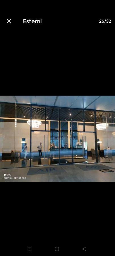 Amazing View Makati Elegant Flat 400mb Internet Apartment