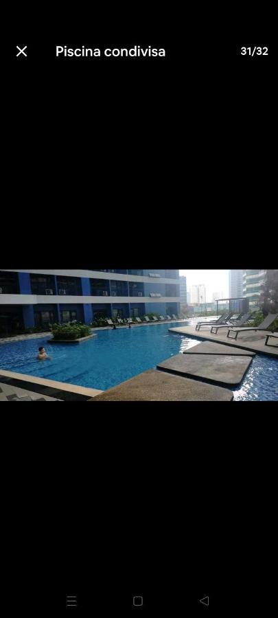 Amazing View Makati Elegant Flat 400mb Internet Apartment Manila