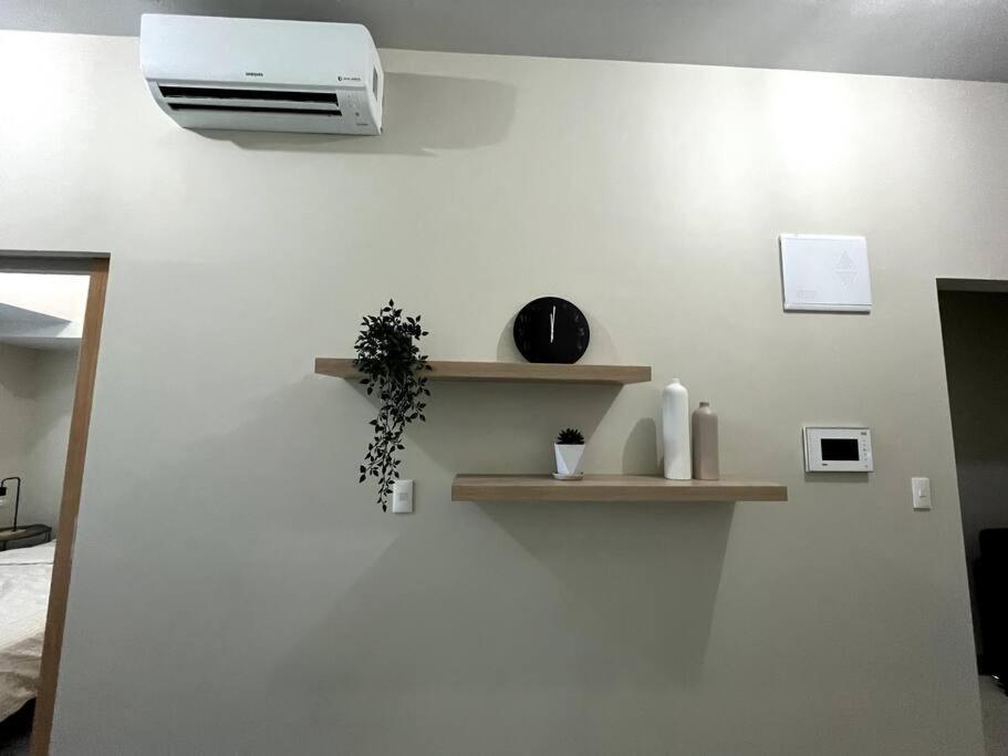 Ahlan - Uptown Parksuites Tower 2 Apartment Manila