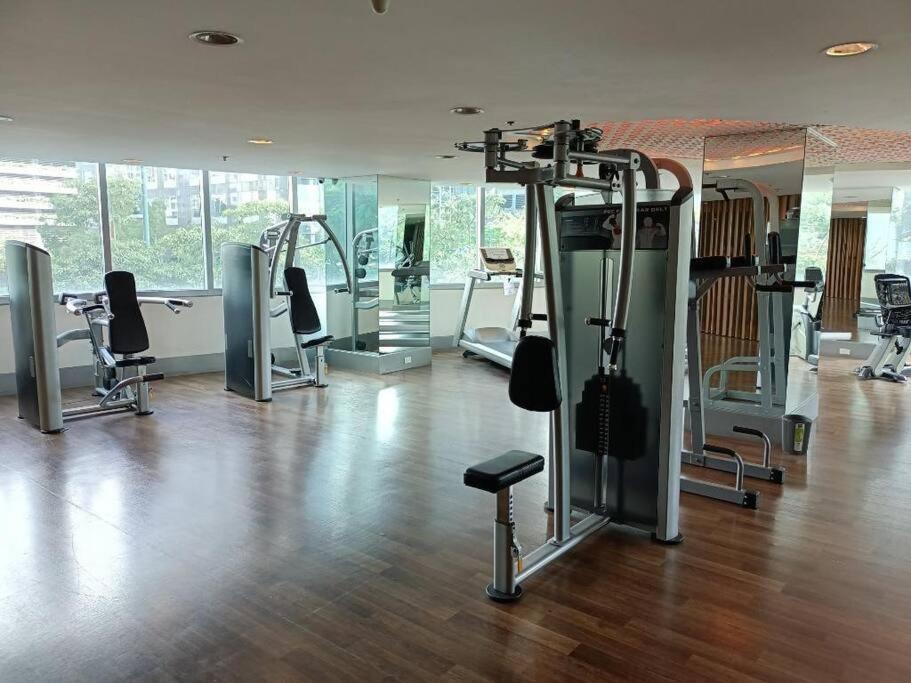 Apartment Spacious Bgc 2 Bedroom With A View Manila