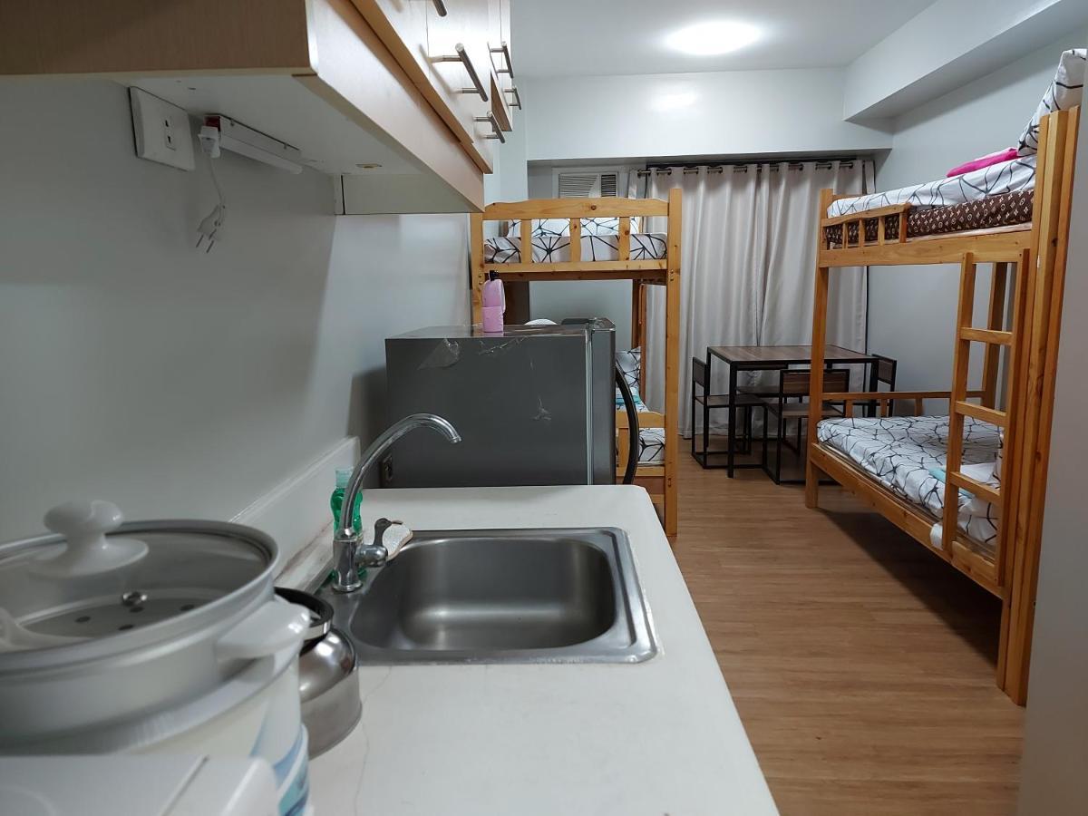 Bunked Bed Sharing Apartment *