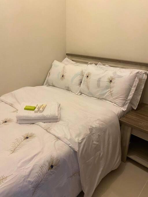 Smdc Coast Residences Near Moa, Ccp, Picc, Star Apartment Manila