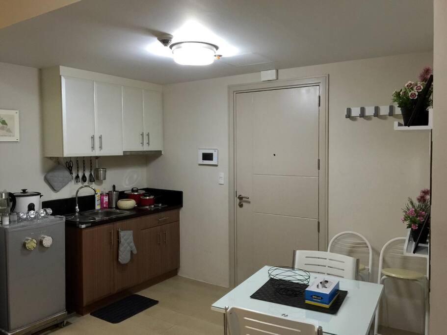 Condotel At 150 Newport Blvd. Near Naia T3 W/ Wifi Apartment *
