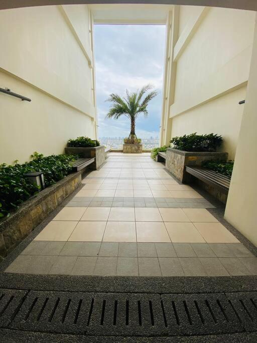 Holiday home Modern Living By The Celandine Dmci In Balintawak Manila