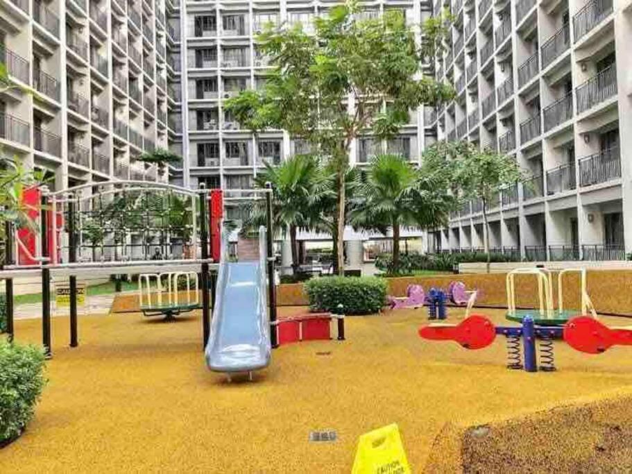 Apartment P00l Fr0nt With Balc0ny - New C0nd0 At Shore 2 Mall Of *