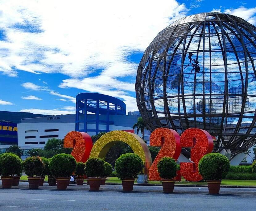 P00l Fr0nt With Balc0ny - New C0nd0 At Shore 2 Mall Of * Manila
