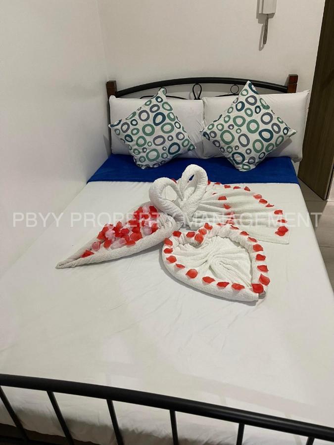 At Shore Residences, Mall Of Asia Complex By Pbyy Aparthotel