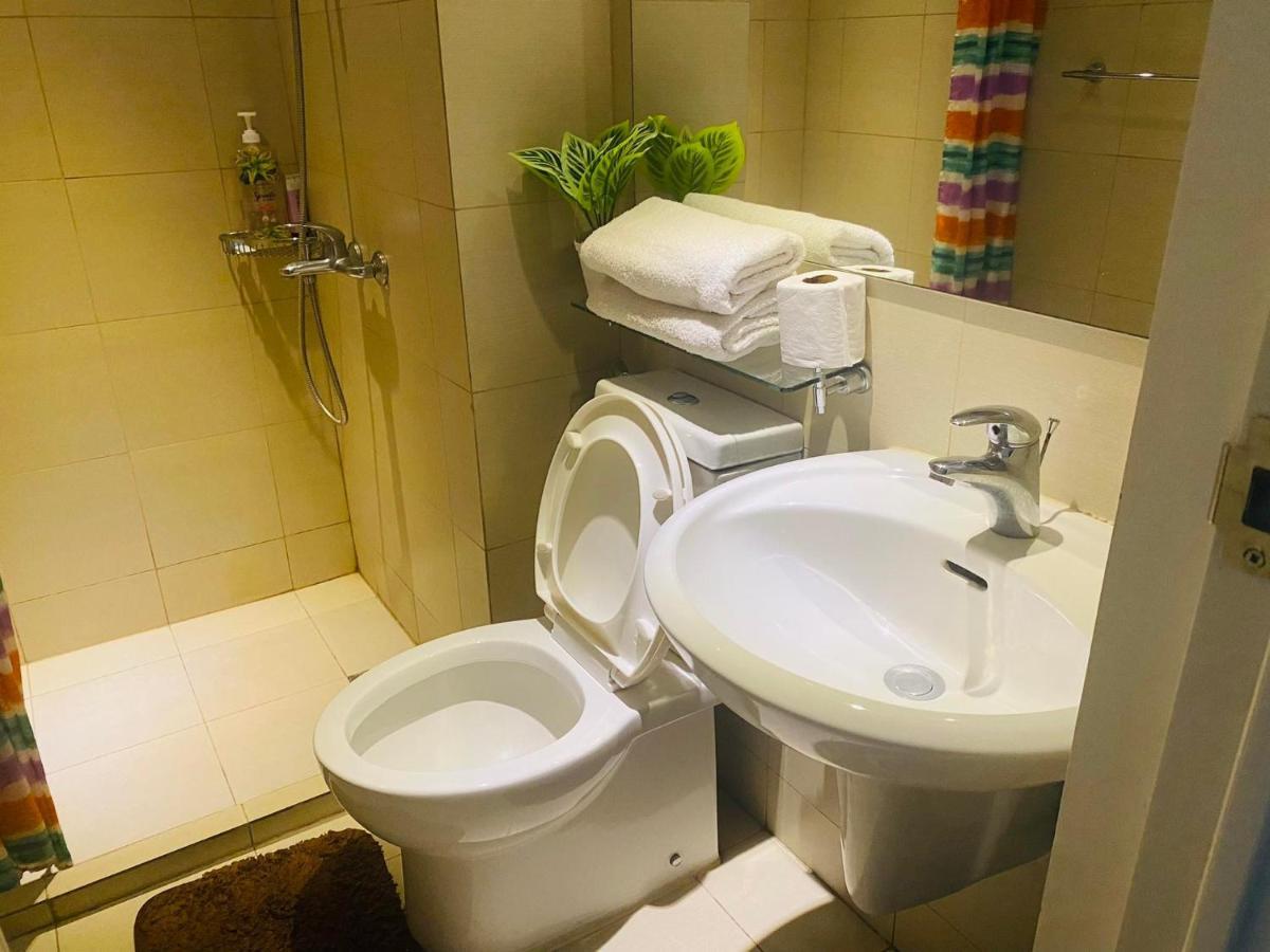 Azure B1 Free Wi-fi Near Sm Mall Airport Manila