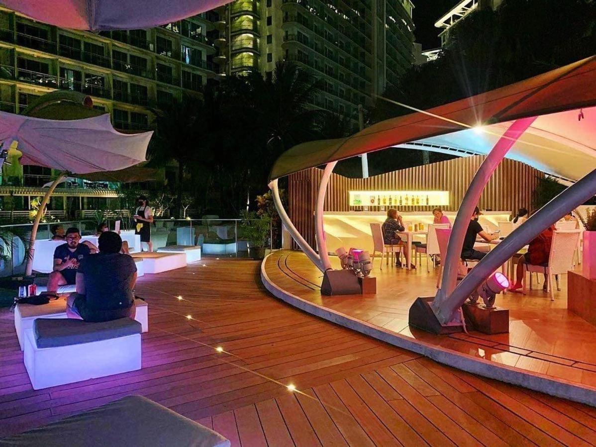 Sabrina's Crib 2br By Azure Residences Near Airport