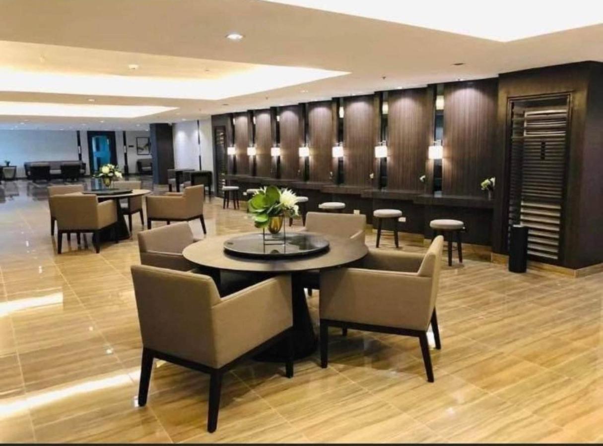 Luxurious Condotel At The Heart Of Makati