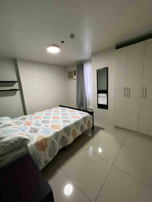 Apartment 2 Bedroom Jazz Cozy At Deal!
