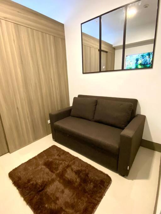 Apartment Modern 1-br Unit Manila