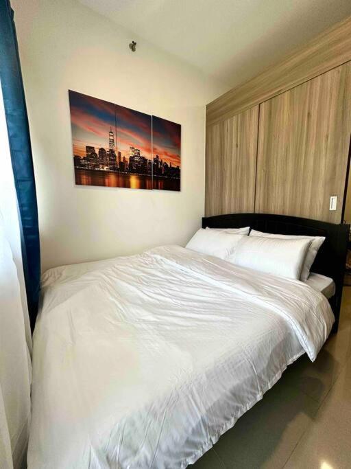 Modern 1-br Unit Apartment *