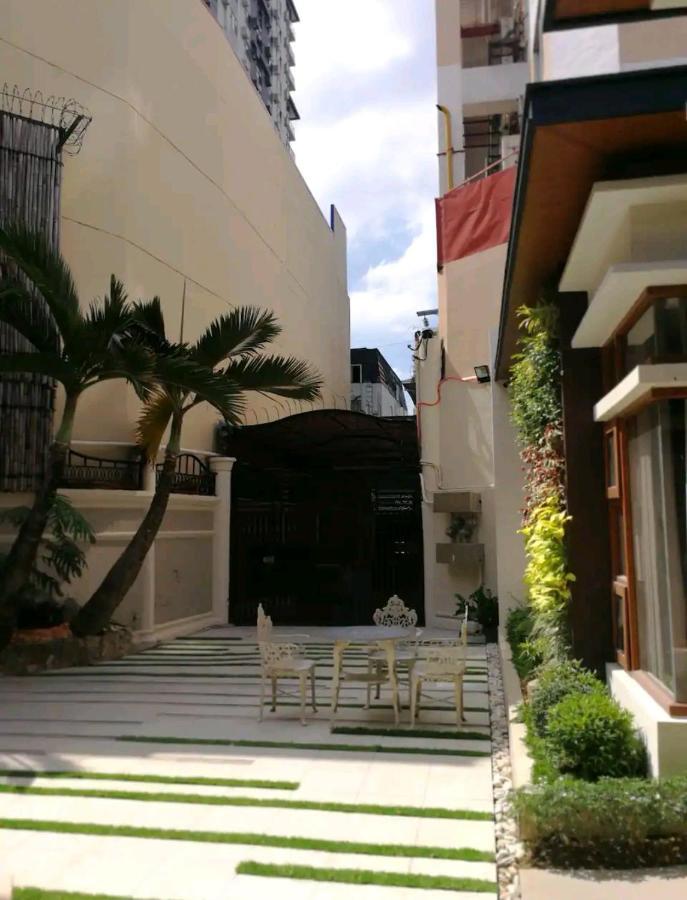 Villa Adria Residences - Sapphire Garden - 2 Bedroom For 4 Person Manila