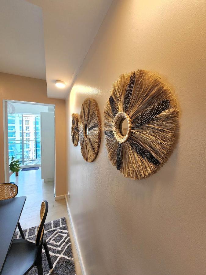 Vissers Crib At Azure Urban Residences
