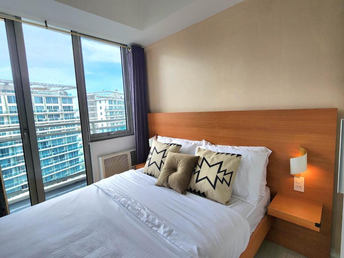 Vissers Crib At Azure Urban Residences Apartment *