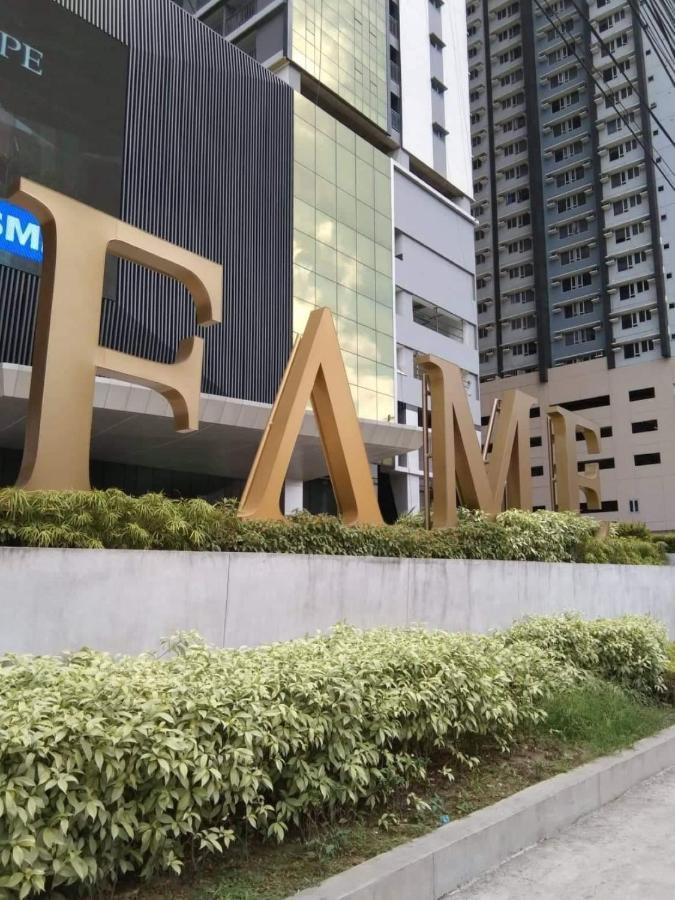 The Iconic: Comfortable Living By Awsom Phil *