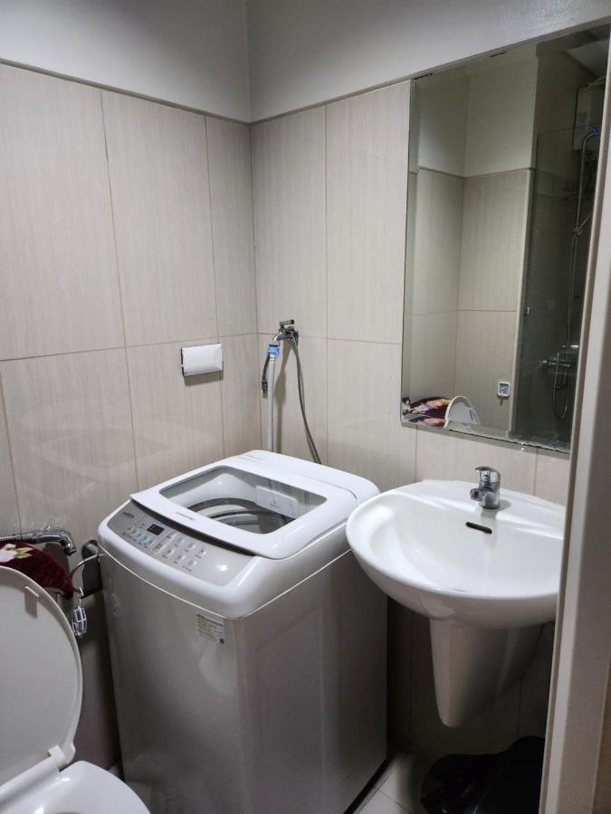 Matet's Place @ Shell Residences Apartment