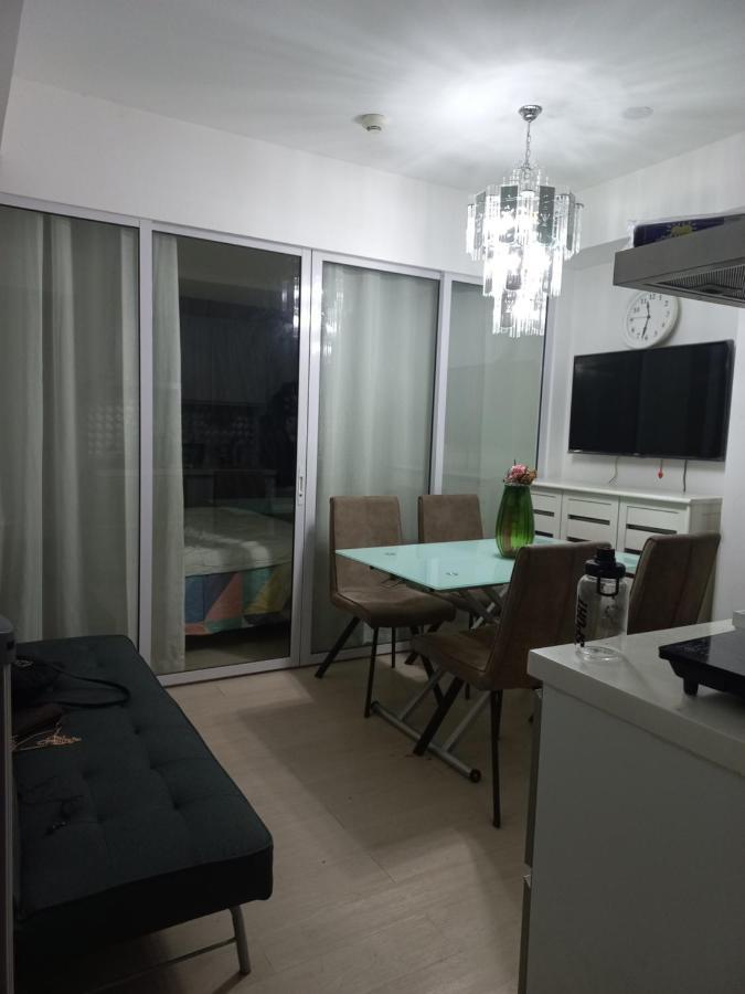 Azure Urban Staycation Bah 337 Unli Wifi 24 Hrs Check In No Security Deposit Hygeinic View