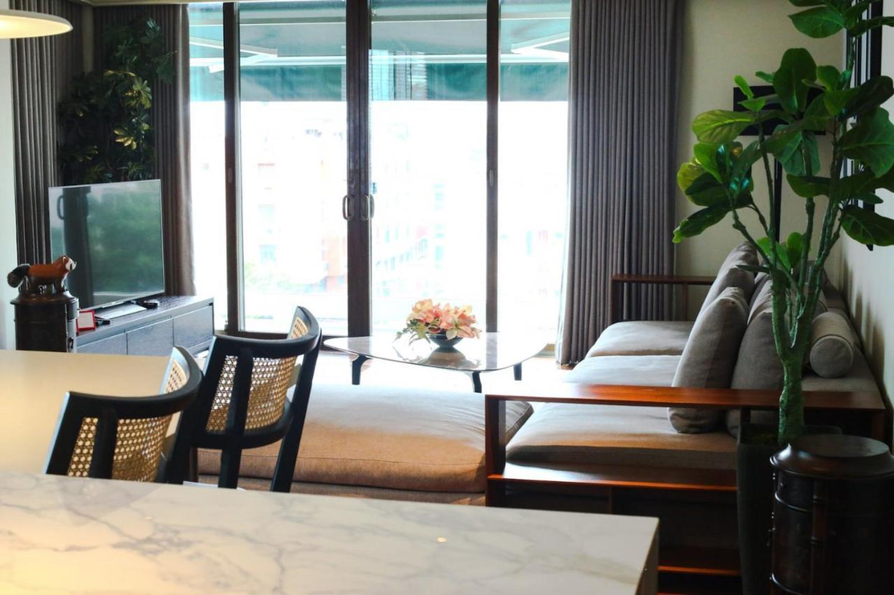 Poblacion Penthouse With Private Roofdeck Apartment