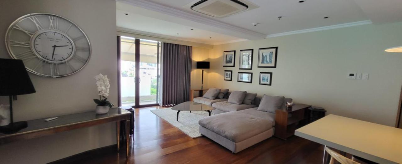 Poblacion Penthouse With Private Roofdeck