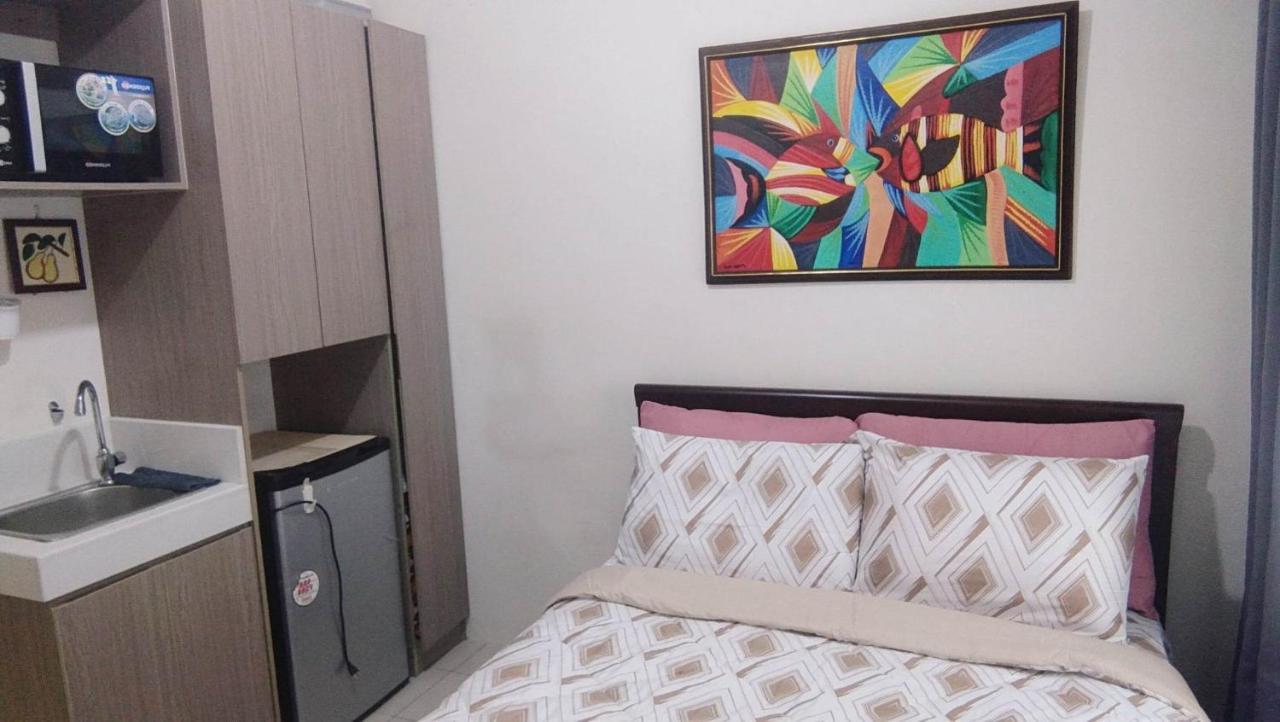 Jjmc Place Highway Hills Deca Edsa