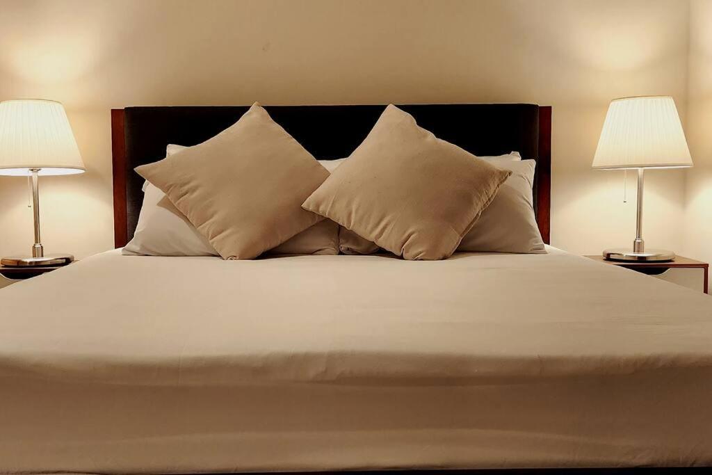Casa Antonio At Uptown Parksuites Two Apartment *