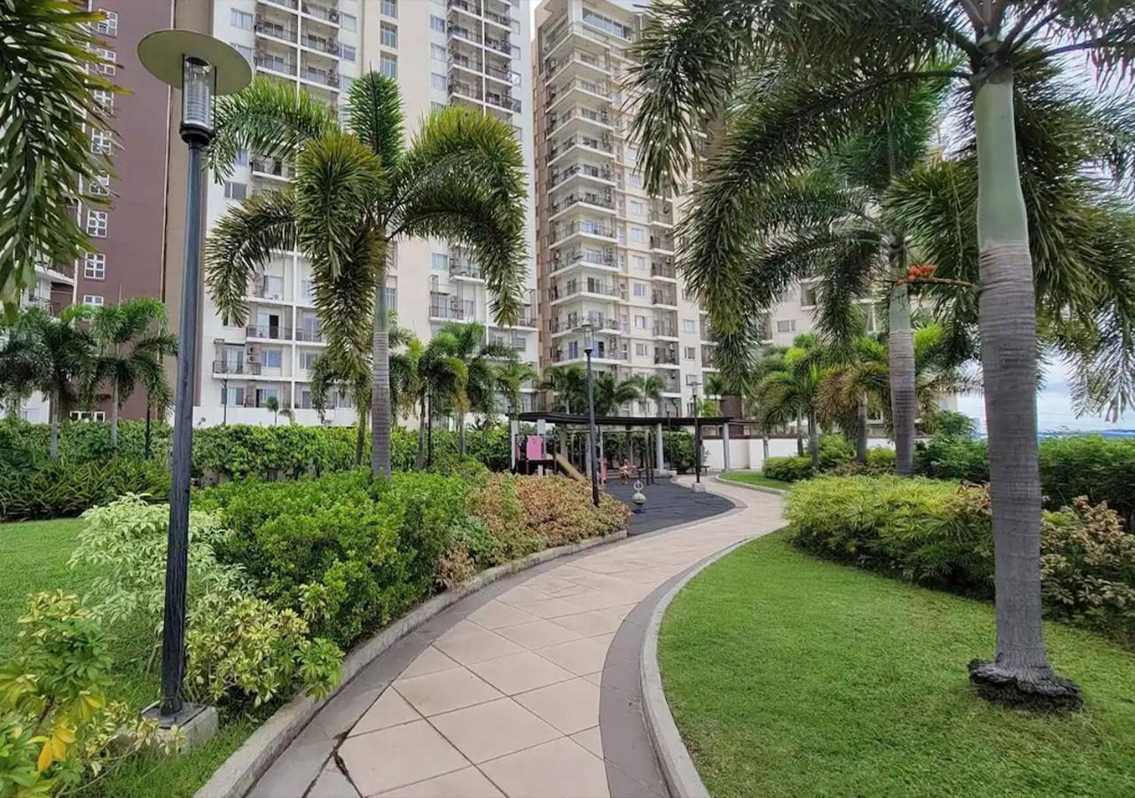 Apartment Fabulous View Circulo Verde, Qc *